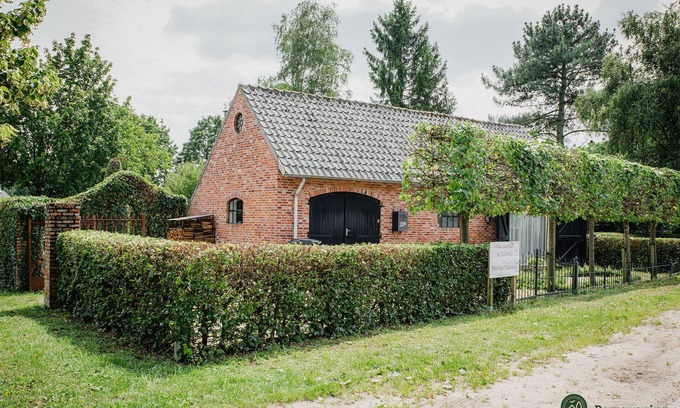 Municipality of Valkenswaard House | Modern holiday home in Valkenswaard with private garden