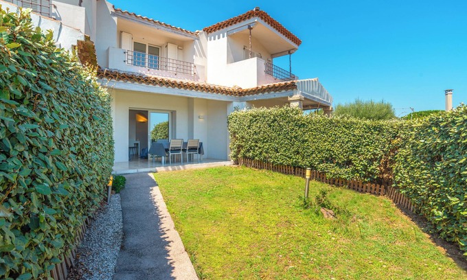Pittulongu House | Modern Holiday Home "Villa Rosa dei Venti" Near the Beach and with Sea View