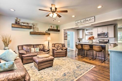 Clemson House | Modern Home with Yard and Deck, 1 Mi to Clemson U!