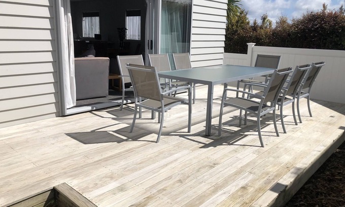 Greenhithe House | Modern Immaculate Standalone House Auckland New Zealand