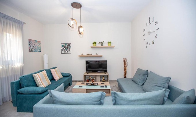 Ioannina Apartment | Modern Lake View Apartment