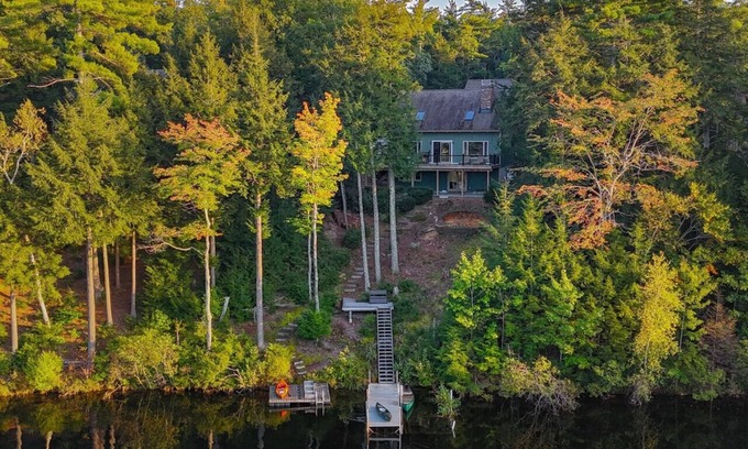 Pine River Pond House | Modern Lakefront Cabin (Pet Friendly, King Beds)