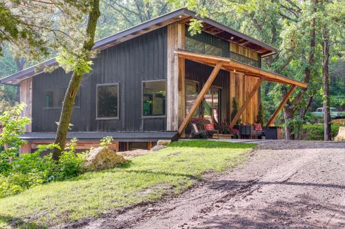 Cass County House | Modern Louisville Home on 3 Acres with Gas Fire Pit!