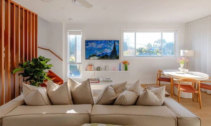 Tugun Apartment | Modern Luxury 200m from the beach