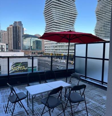Mississauga House | Modern Luxury 3 bed rooms House in Toronto Mississauga