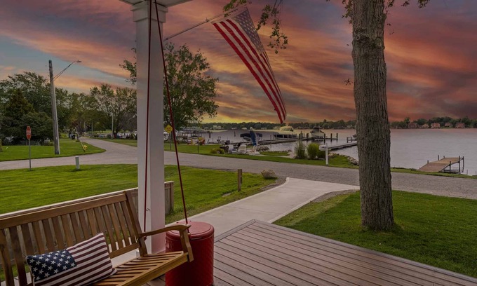 Spring Lake Cottage | Modern Luxury on Spring Lake with Private Dock for Your Boat!