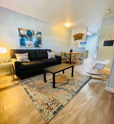 Waco Apartment | Modern Near Magnolia