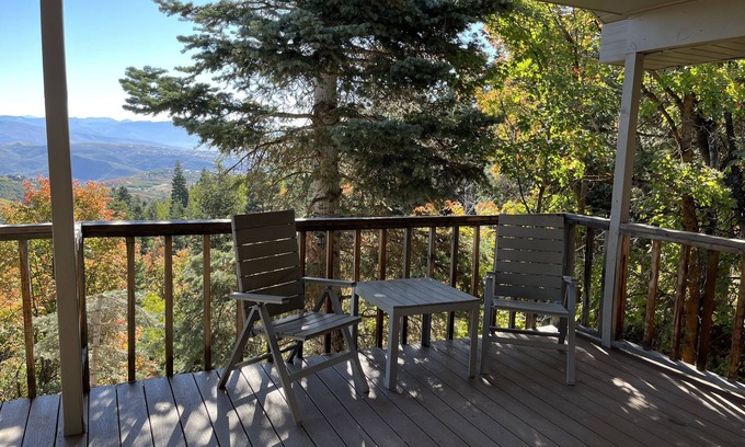 Stagecoach Estates Cabin | Modern Park City Ski Cabin
