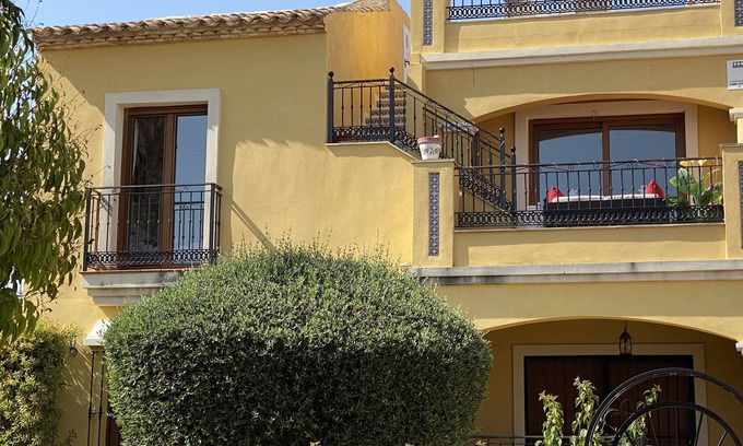 Algorfa Apartment | Modern Private roof top apartment with WIFI in popular golf resort