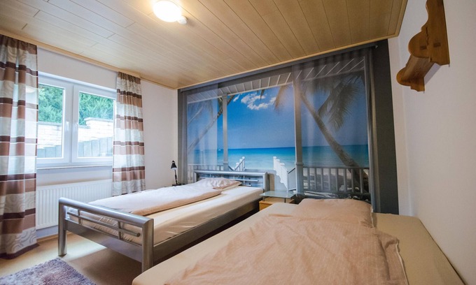 Straßenhaus Apartment | Modern, quiet vacation apartment in Straßenhaus max. 6 persons