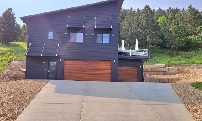 Spearfish House | Modern Rally Rental in the Heart of Spearfish - Paved Roads!