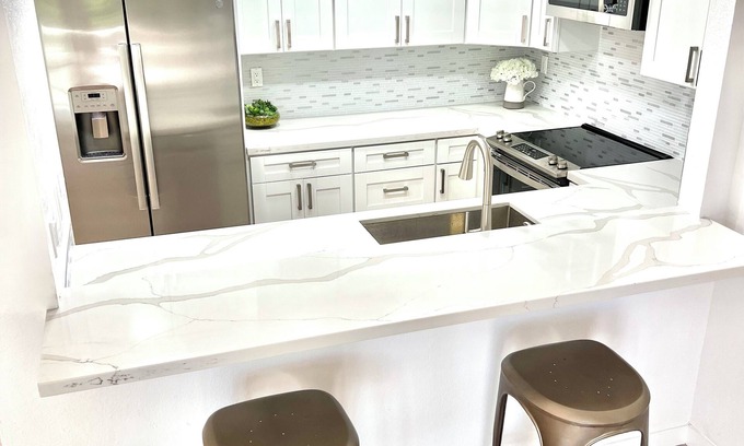 San Ramon Condo | Modern San Ramon Condo – Stylish, Comfy Peaceful & Perfectly Located!