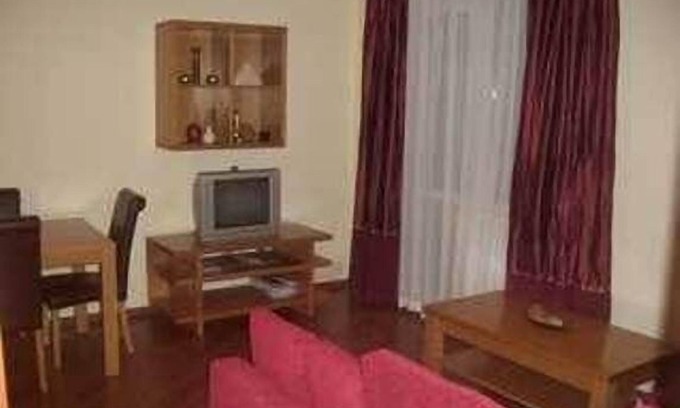 Kvartal Noviya Grad Apartment | Modern ski apartment on 1st floor, shared indoor swimming pool