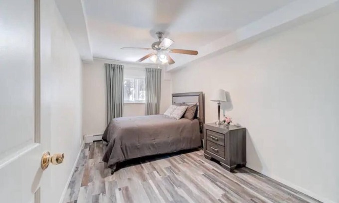 Canarsie Apartment | Modern spacious 2 BD Getaway in vibrant Canarsie Brooklyn with Parking