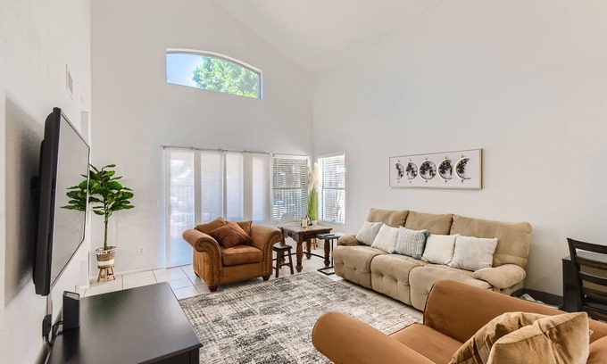 Deer Valley House | Modern Spacious 3 BR home W/Pool and Games