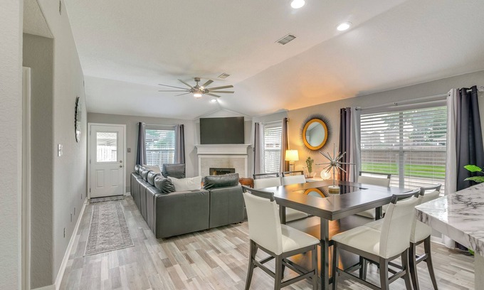 Barker House | Modern + Spacious: Family Home w/Yard in Houston!