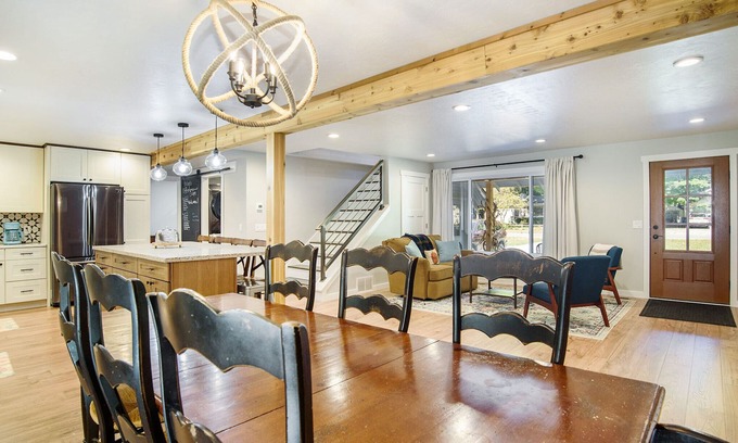 Macatawa House | Modern & Spacious Holland home with a hot tub, pool table, fire pit and more!