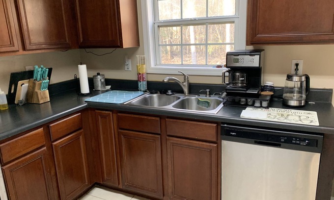 McDonough House | Modern, Spacious Home -- 5 min walk from tennis courts and comm. pool