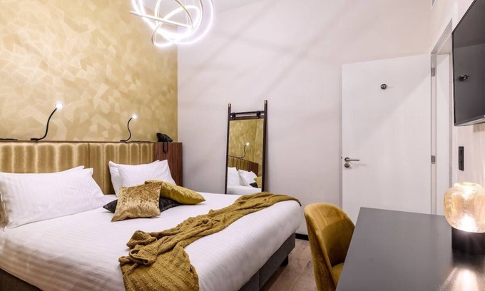 Oudenaarde House | Modern Stay in Flemish Ardennes, Ideal for Cyclists | 3 Units | Bike Storage