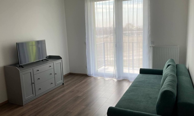 Kecskemet Apartment | Modern Studio Retreat in Boróka Park, Kecskemét