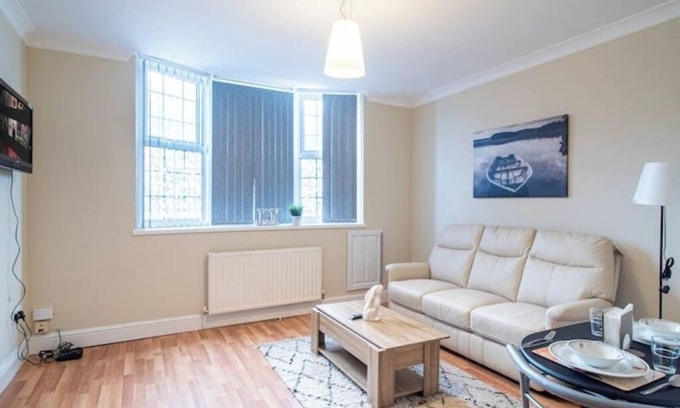 Sheffield House | Modern Stylish 1 Bedroom Home
