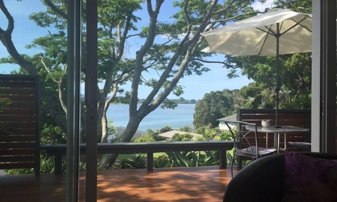 Tanners Point Apartment | Modern Stylish Guest Suite with Great Water Views