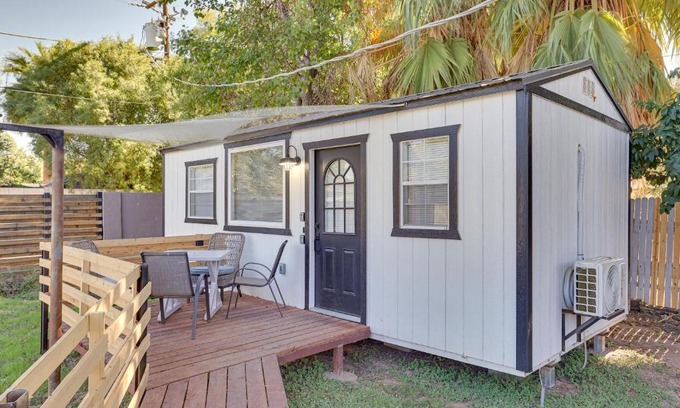 Phoenix Apartment | Modern Tiny Home about 5 Mi to Downtown Phoenix!