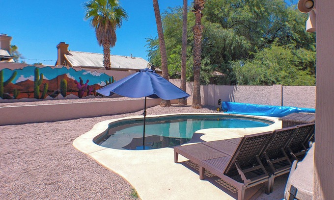Continental Ranch House | Modern Tucson Getaway w/Private Pool & Fire Pit!