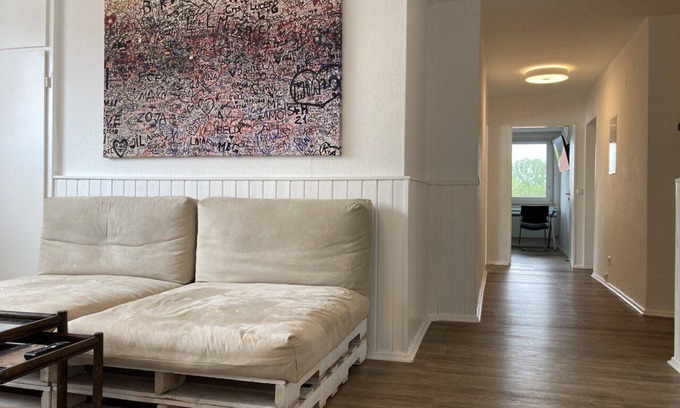 Grettstadt Apartment | Modern und hochwertig eingerichtetes Penthouse mit Balkon und kostenfreiem WLAN
