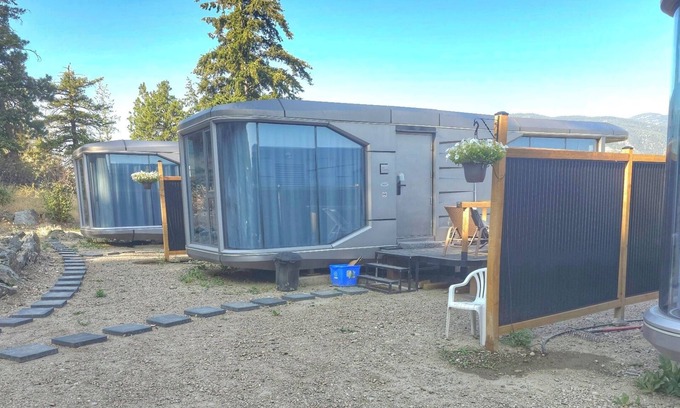 Okanagan-Similkameen Villa | Modern unit 777 on a vineyard breathtaking view over Skaha lake, Penticton