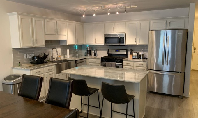 Mobile House | Modern updated West Mobile Townhouse with garage!