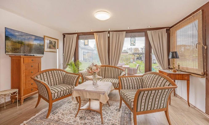 Zirchow Apartment | Modern vacation apartment with terrace & garden in a quiet island village