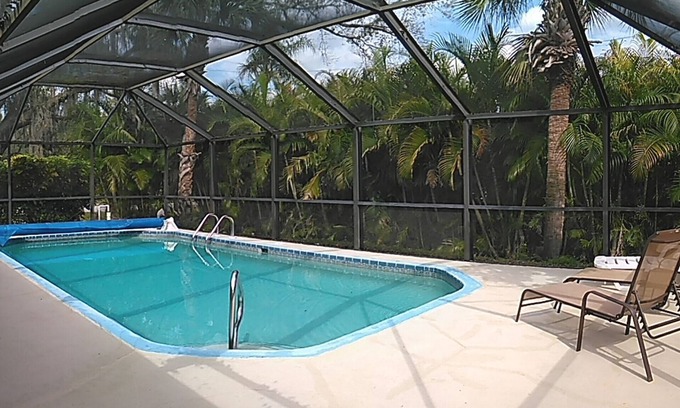 Joel House | Modern vacation villa, heated pool, quiet location