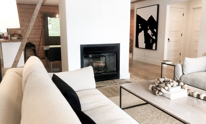 Crane Hill Cabin | Modern Waterfront Log Cabin at Lewis-Smith Lake, AL