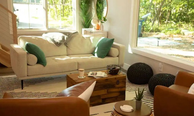 Michigan City House | Modern Wooded Getaway By The Beach