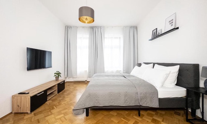 Gohlis Apartment | Moderne 3Zimmer Wohnung mit Netflix und Balkon
