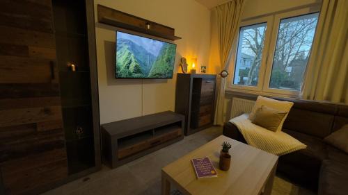 Kernstadt Apartment | Moderne Wohnung mit Waldflair und Kaffeegenuss