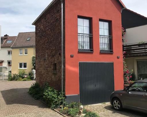 Wehrheim Apartment | Modernisiertes Gästezimmer im Ortskern