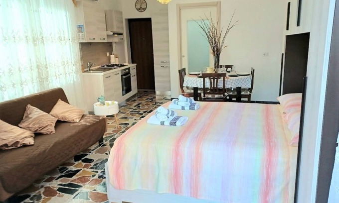 Rocca San Giovanni Apartment | Moments of Serenity