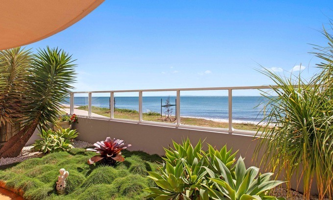 Redcliffe Apartment | "Mon Plaisar 5" - Redcliffe Q 4020