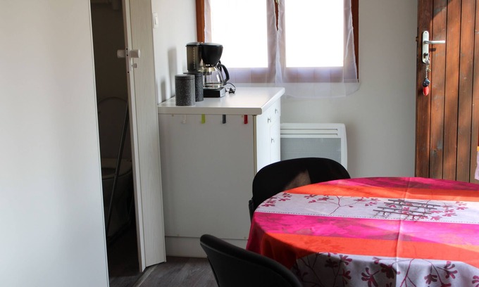 Seurre Apartment | Mon Studio dans la Prairie : Tiny House