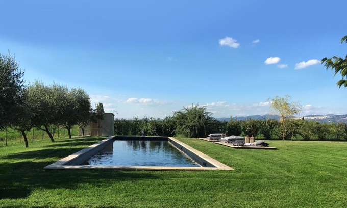 Limiti Villa | Monaldesca