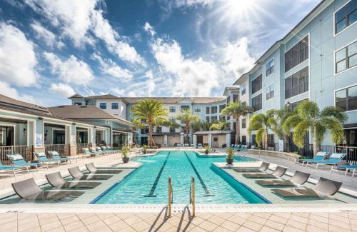 Florida Central Atlantic Coast Apartment | Monarch Apartments 15m to Parks, Pet Friendly, Free Parking by Heavenly Homes