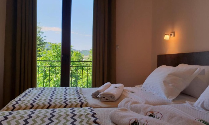 Deskati Hotel | Mondeus Inn Luxury