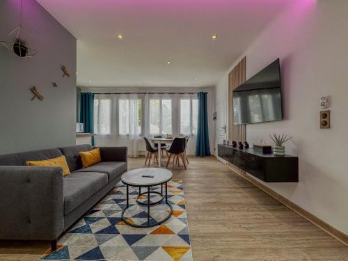 Luisant Apartment | MonHac - Modern and comfortable flat