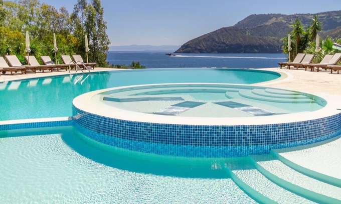 Vulcanello Apartment | Monolocale 8 Vulcano on Sea Shore, Lipari, Italy