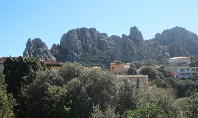 San Pantaleo Apartment | MONOLOCALE SAN PANTALEO