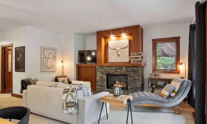 Versant Soleil Condo | Mont-Tremblant - La Recharge - Etoile du Matin 1500-10