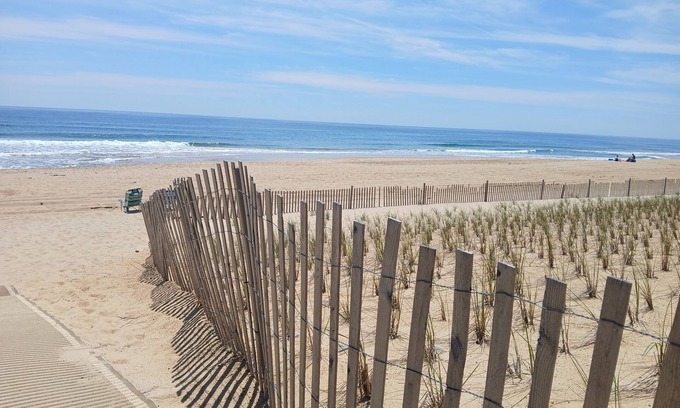 Montauk Condo | Montauk Surf Club Oceanside Resort Condominium