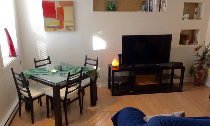 Montcalm Apartment | Montcalm apartment near the Plains of Abraham